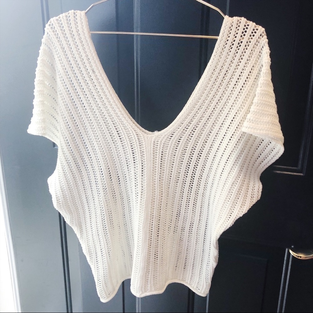 Club Monaco Creamy White Knit Sweater V Neck Top